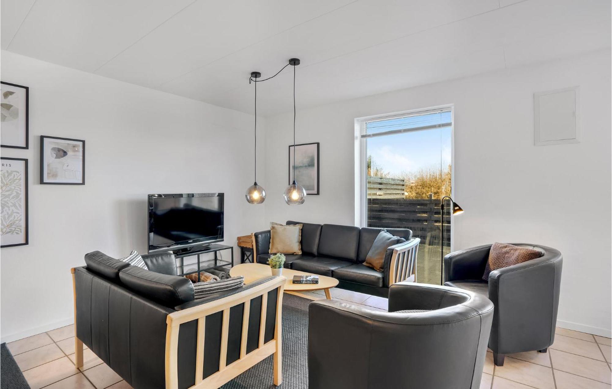 Amazing Home In Hvide Sande With Wifi Bjerregård Exterior foto